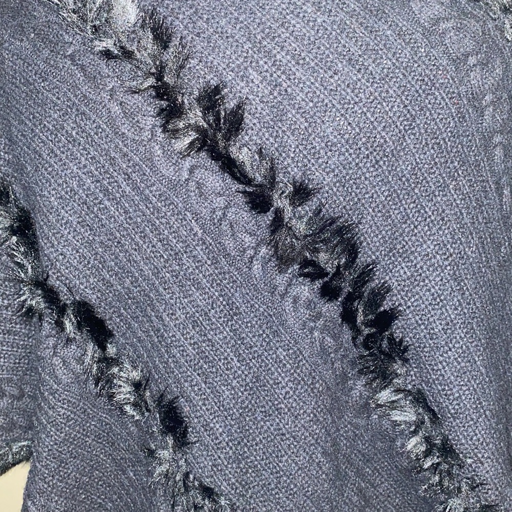 Cache Pancho Black Size Xs/S Guc - image 3